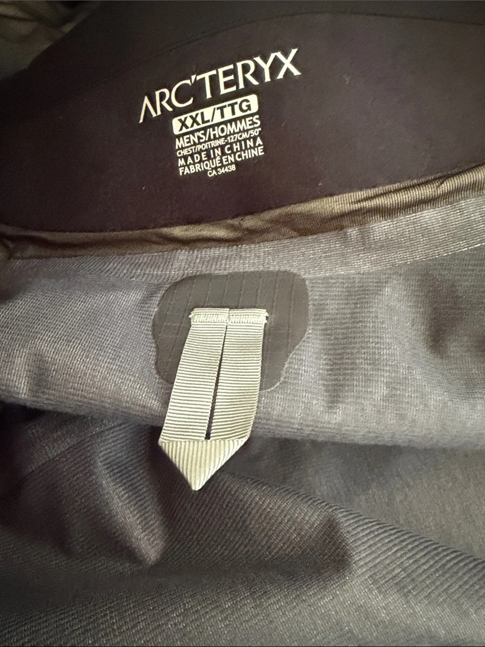 Vintage Arc’teryx Men’s GORE-TEX Technical Shell Jacket XXL Black